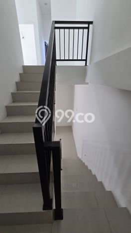 Rumah Modern 3 KT di Kerobokan Badung Semi Furnished Rumah Modern 3 KT di Kerobokan Badung Semi Furnished