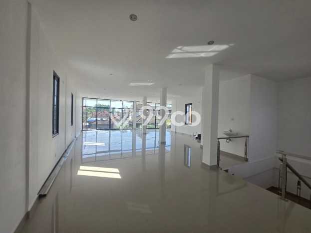 Untuk Dijual! Ruko di Danginpuri Denpasar LT 197m2 / LB 300m2 Kawasan Bisnis Untuk Dijual! Ruko di Danginpuri Denpasar LT 197m2 / LB 300m2 Kawasan Bisnis