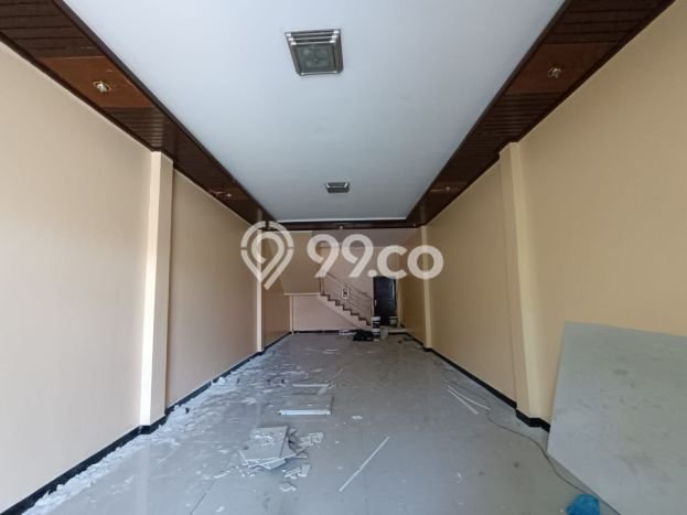 Ruko Disewakan di Renon, Luas 200m², Lingkungan Bisnis Ruko Disewakan di Renon, Luas 200m², Lingkungan Bisnis