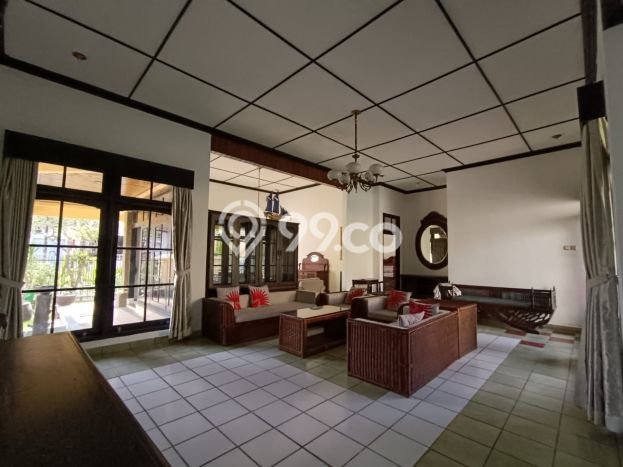 PRIME AREA! Rumah di Panjer, 2 KM, Lingkungan Elite, LT 450m² LB 200m² PRIME AREA! Rumah di Panjer, 2 KM, Lingkungan Elite, LT 450m² LB 200m²