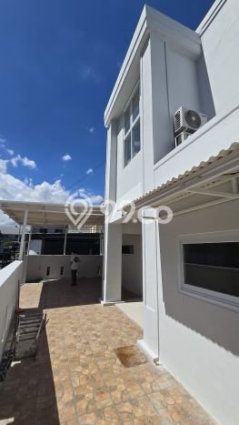 Rumah Modern 3 KT di Kerobokan Badung Semi Furnished Rumah Modern 3 KT di Kerobokan Badung Semi Furnished