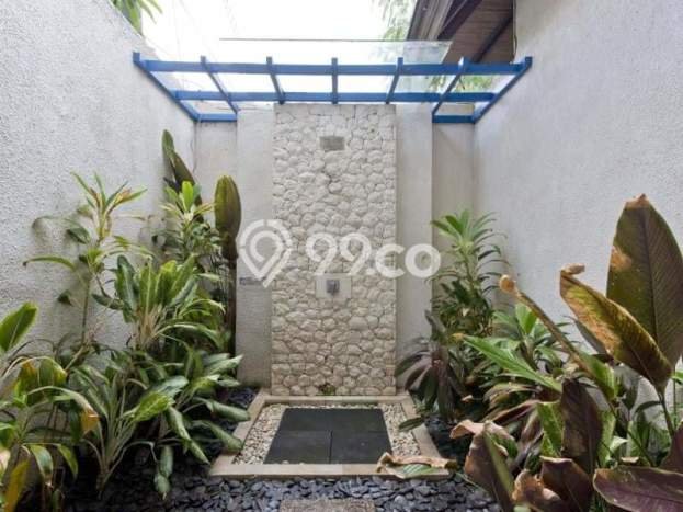 BISNIS POTENSIAL! Vila di , Area 400m2m², Prospek Bagus BISNIS POTENSIAL! Vila di , Area 400m2m², Prospek Bagus