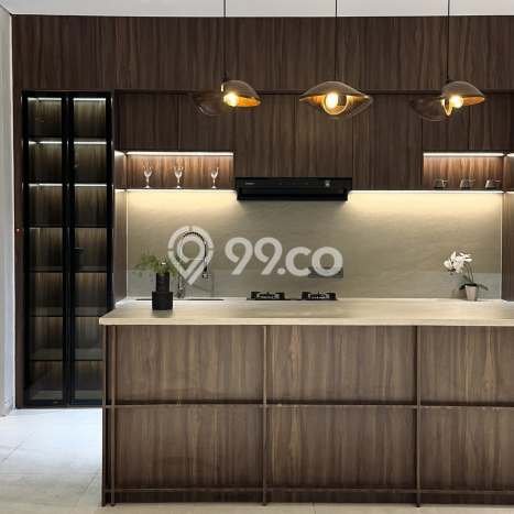 Rumah di Gatot Subroto, Denpasar, Luas 217m² LB 300m² Rumah di Gatot Subroto, Denpasar, Luas 217m² LB 300m²