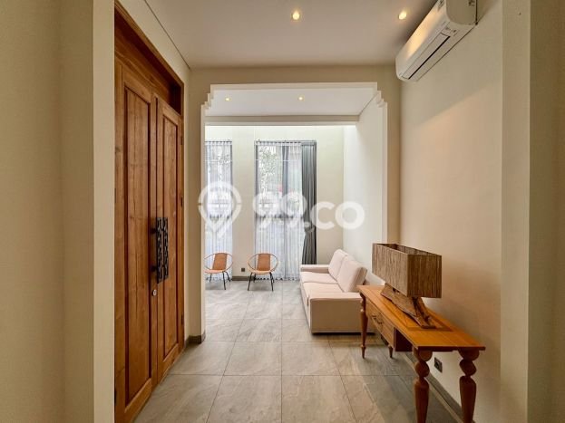 DIJUAL! Vila Kawasan , Luas 140m2m², Posisi Strategis DIJUAL! Vila Kawasan , Luas 140m2m², Posisi Strategis