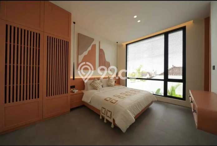 LOKASI TERBAIK! Vila di Jimbaran, Dimensi 200m², Kawasan Asri dan aman LOKASI TERBAIK! Vila di Jimbaran, Dimensi 200m², Kawasan Asri dan aman