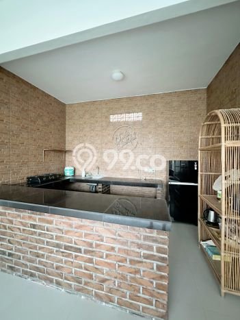 LISTING BARU! Rumah di Canggu, Siap Huni, 3 KT, Akses Canggu, Badung, Badung, Luas 450m² LB 200m² LISTING BARU! Rumah di Canggu, Siap Huni, 3 KT, Akses Canggu, Badung, Badung, Luas 450m² LB 200m²