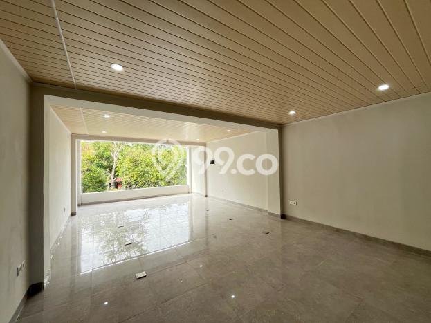 HARGA BERSAING! Ruko di Renon, Luas 192m², Area Bisnis HARGA BERSAING! Ruko di Renon, Luas 192m², Area Bisnis