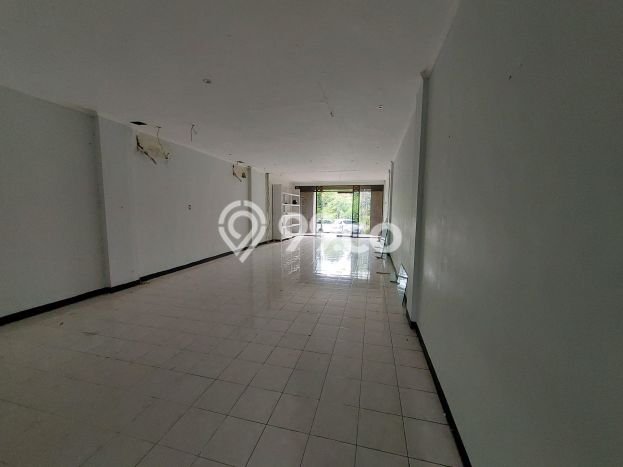 LOKASI STRATEGIS! Ruko For Rent di Renon, Luas 225m², Kawasan Ramai LOKASI STRATEGIS! Ruko For Rent di Renon, Luas 225m², Kawasan Ramai