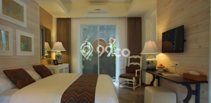 Jual Hotel Kawasan , Luas 350m2m², Area Komersial Jual Hotel Kawasan , Luas 350m2m², Area Komersial