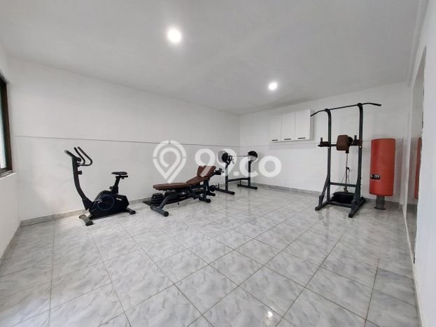Rumah area Gatot Subroto, 4 KT, Akses Mudah Fasilitas Umum, LT 500m² Bangunan 400m² Rumah area Gatot Subroto, 4 KT, Akses Mudah Fasilitas Umum, LT 500m² Bangunan 400m²