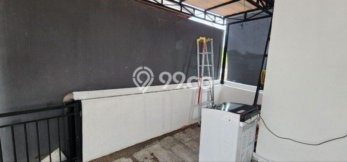 Disewakan! Rumah 3 Kamar Tidur &
2 Kamar Mandi di Pedungan, Denpasar Disewakan! Rumah 3 Kamar Tidur &
2 Kamar Mandi di Pedungan, Denpasar