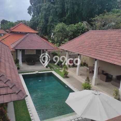 Rumah kawasan Sanur, 4 KM, Pemandangan Indah, Luas 750m² Bangunan 400m² Rumah kawasan Sanur, 4 KM, Pemandangan Indah, Luas 750m² Bangunan 400m²