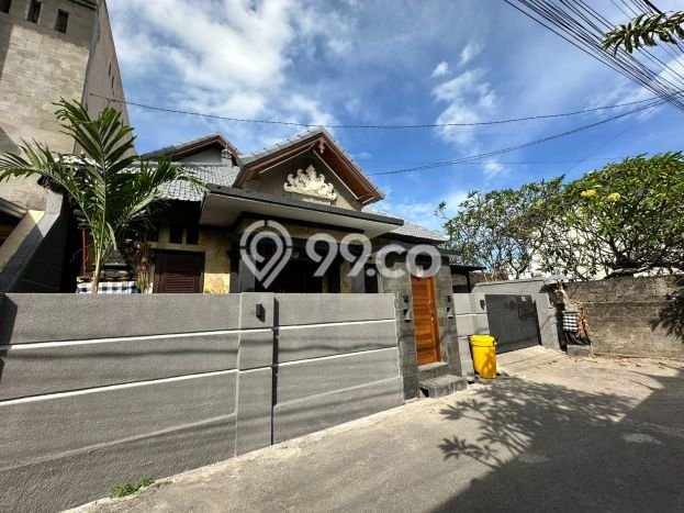 Rumah di Panjer, 2 KM, Lingkungan Elite, LT 125m² LB 100m² Rumah di Panjer, 2 KM, Lingkungan Elite, LT 125m² LB 100m²