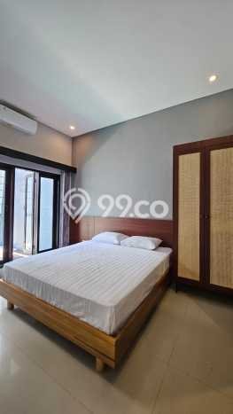 Rumah Tenang di Kerobokan, 3 KM, Luas 150m² Bangunan 150m² Rumah Tenang di Kerobokan, 3 KM, Luas 150m² Bangunan 150m²