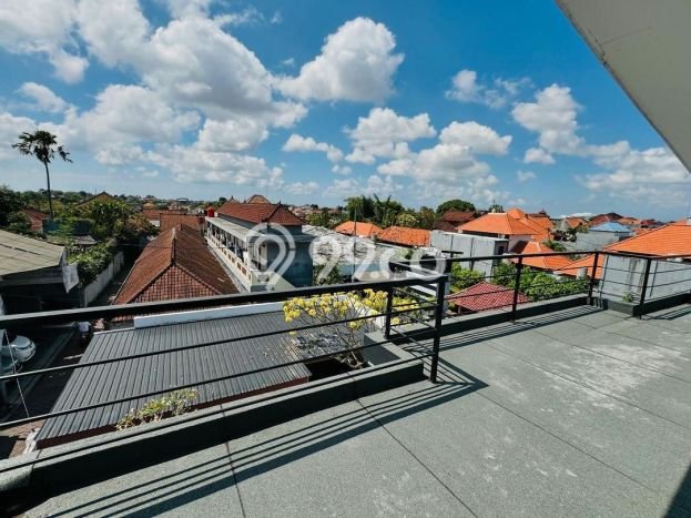 LIMITED OFFER! Rumah Premium di Kerobokan Kelod, LT 257m² LB 450m² LIMITED OFFER! Rumah Premium di Kerobokan Kelod, LT 257m² LB 450m²