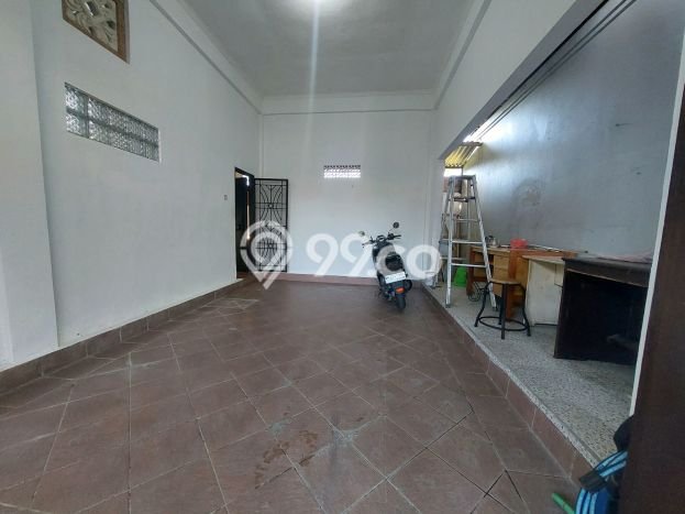 Rumah kawasan Renon, Akses ke Fasilitas, 5 KT, Luas 300m² Bangunan 200m² Rumah kawasan Renon, Akses ke Fasilitas, 5 KT, Luas 300m² Bangunan 200m²