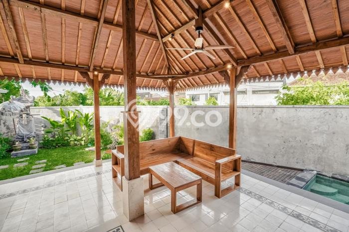 SPECIAL PRICE! Rumah area Kerobokan, 3 KM, Dekat Pusat Kota, LT 200m² Bangunan 130m² SPECIAL PRICE! Rumah area Kerobokan, 3 KM, Dekat Pusat Kota, LT 200m² Bangunan 130m²