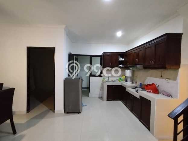 For Sale! Luxury House LT 100m2 Desain Modern di Renon For Sale! Luxury House LT 100m2 Desain Modern di Renon