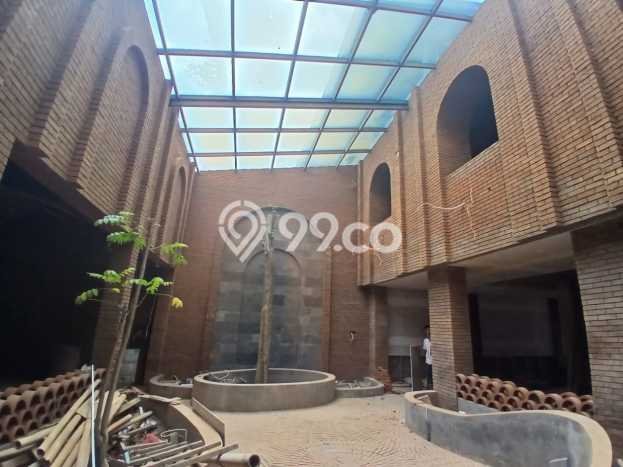 Disewakan Ruko Kawasan Seminyak, Luas 620m2m², Sentra Bisnis Disewakan Ruko Kawasan Seminyak, Luas 620m2m², Sentra Bisnis
