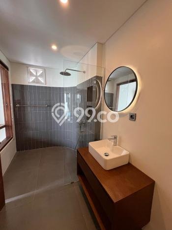 Vila di , Luas 0m2m², Dekat ke Pusat Kota Vila di , Luas 0m2m², Dekat ke Pusat Kota