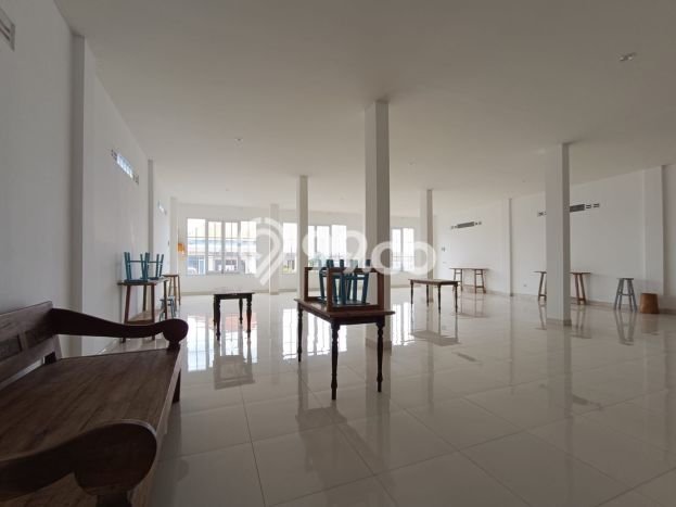 Disewakan Ruko Kawasan Kerobokan Kelod, Luas 561m², Lokasi Komersial Disewakan Ruko Kawasan Kerobokan Kelod, Luas 561m², Lokasi Komersial