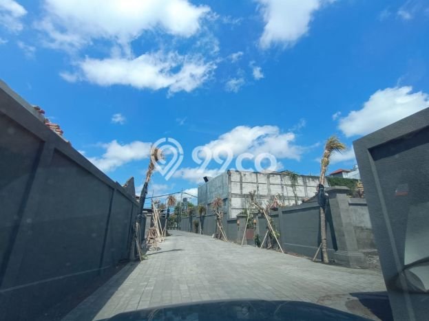 Rumah Strategis di Jimbaran, Dekat Jimbaran, Badung, Badung - LT 100m² Rumah Strategis di Jimbaran, Dekat Jimbaran, Badung, Badung - LT 100m²