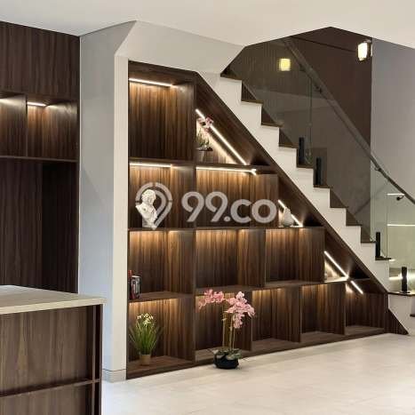 Rumah di Gatot Subroto, Denpasar, Luas 217m² LB 300m² Rumah di Gatot Subroto, Denpasar, Luas 217m² LB 300m²
