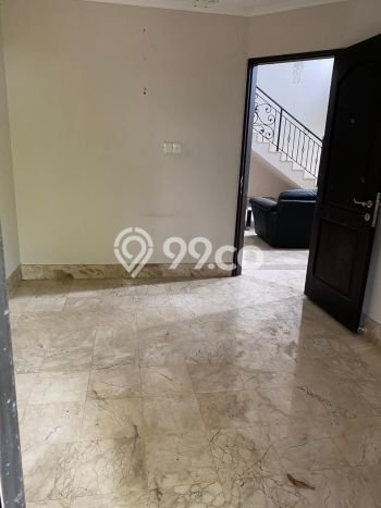 Hunian Nyaman untuk Keluarga di Kerobokan Kaja - LT 240m² Hunian Nyaman untuk Keluarga di Kerobokan Kaja - LT 240m²