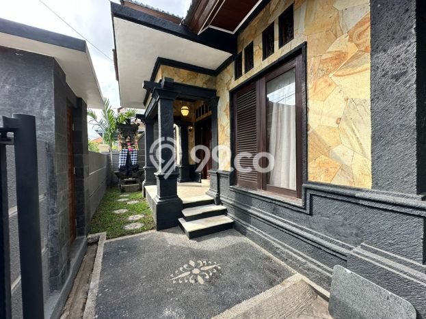 Rumah di Panjer, 2 KM, Lingkungan Elite, LT 125m² LB 100m² Rumah di Panjer, 2 KM, Lingkungan Elite, LT 125m² LB 100m²