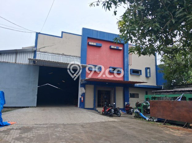 Unit Gudang disewakan di Tugu Semarang dengan LT 1m2 / LB 1584m2 Unit Gudang disewakan di Tugu Semarang dengan LT 1m2 / LB 1584m2