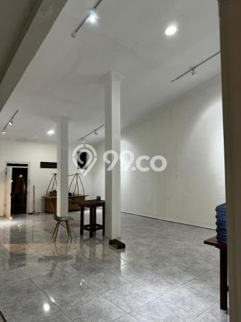 Unit Komersial Dijual di Banyumanik Semarang 200m2 Unit Komersial Dijual di Banyumanik Semarang 200m2