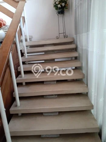 Rumah Elit LB 385m2 Siap Pakai Desain Elegan di Hegarmanah, Bandung Rumah Elit LB 385m2 Siap Pakai Desain Elegan di Hegarmanah, Bandung