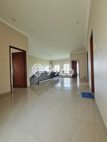 Rumah Terawat 4 KT 4 KM di Tuparev, Cirebon Rumah Terawat 4 KT 4 KM di Tuparev, Cirebon
