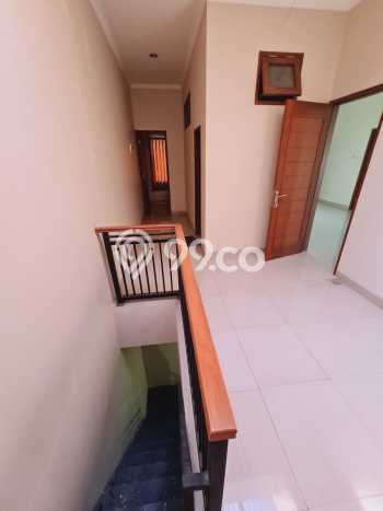 Rumah Terawat 4 KT 4 KM di Tuparev, Cirebon Rumah Terawat 4 KT 4 KM di Tuparev, Cirebon
