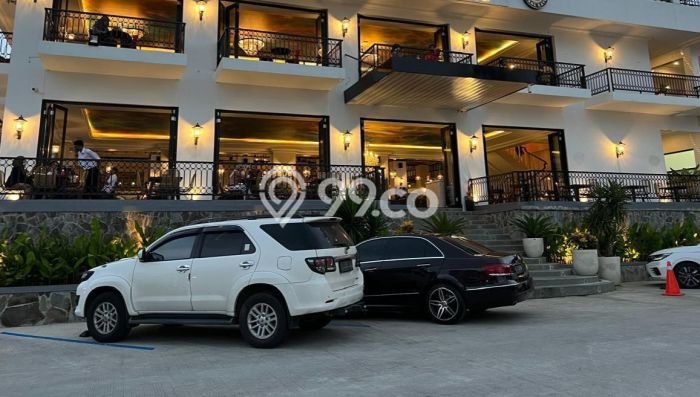 Area Ramai! Komersial Dijual di Babakan Madang untuk Bisnis Luas Bangunan 1200m2 Area Ramai! Komersial Dijual di Babakan Madang untuk Bisnis Luas Bangunan 1200m2