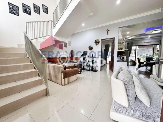 Rumah Luxury Modern Tanpa Renovasi di Tidar Malang Rumah Luxury Modern Tanpa Renovasi di Tidar Malang
