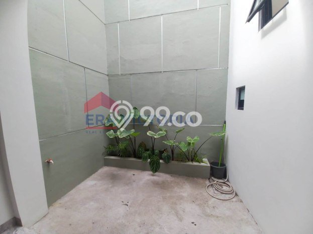 Rumah Modern Minimalis 4 Kamar Bisa Langsung Pindah di Blimbing Rumah Modern Minimalis 4 Kamar Bisa Langsung Pindah di Blimbing