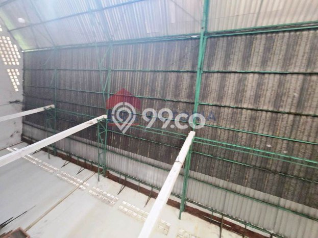 Unit Gudang disewakan di Sukun Malang dengan LT 3025m2 / LB 1100m2 Unit Gudang disewakan di Sukun Malang dengan LT 3025m2 / LB 1100m2