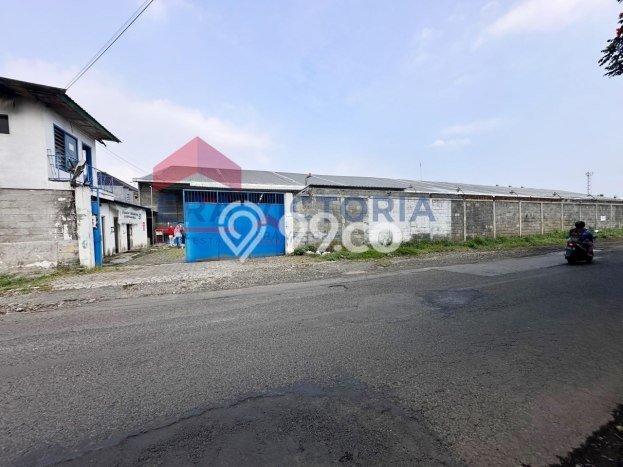 Unit Gudang Paling Strategis di Pakis Malang dengan LB 1080m2 Unit Gudang Paling Strategis di Pakis Malang dengan LB 1080m2