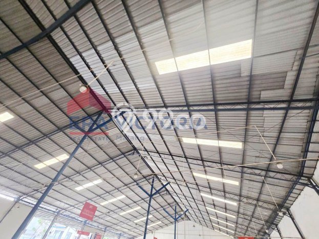 Gudang Komersial Disewakan di Pakis Malang Luas 720m2 Gudang Komersial Disewakan di Pakis Malang Luas 720m2