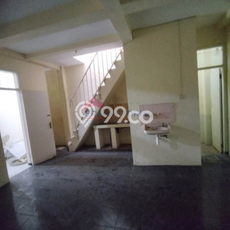 Disewakan! Rumah 5 Kamar Tidur &
4 Kamar Mandi di Araya, Malang Disewakan! Rumah 5 Kamar Tidur &
4 Kamar Mandi di Araya, Malang