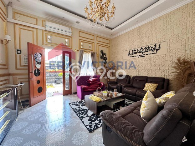 HOT DEAL! Rumah Premium di Blimbing, Malang, LT 184m2m² Bangunan 180m2m² HOT DEAL! Rumah Premium di Blimbing, Malang, LT 184m2m² Bangunan 180m2m²