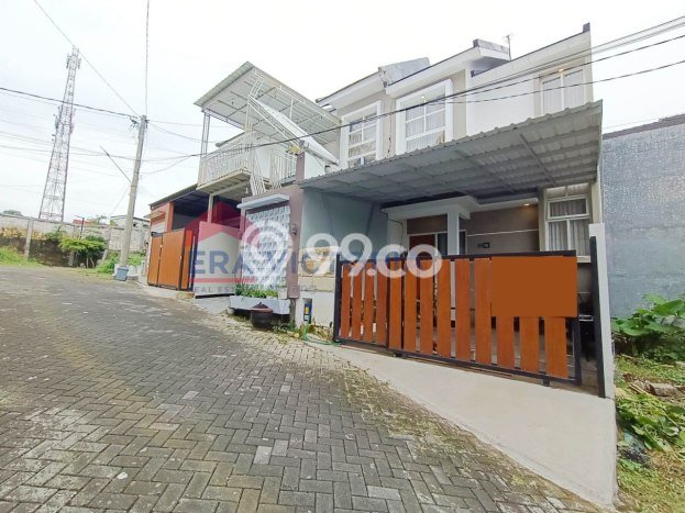 HARGA SPESIAL! Rumah Premium area , Malang, Luas 50m2m² LB 45m2m² BISA KPR! HARGA SPESIAL! Rumah Premium area , Malang, Luas 50m2m² LB 45m2m² BISA KPR!