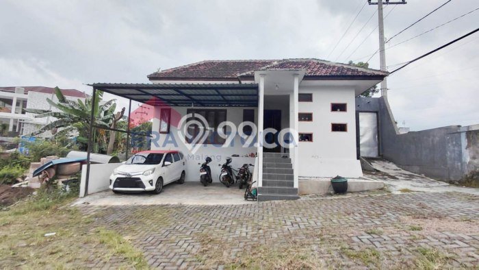 Dijual Rumah 3 Kamar Lokasi Strategis Nyaman dan Strategis di Dau Dijual Rumah 3 Kamar Lokasi Strategis Nyaman dan Strategis di Dau