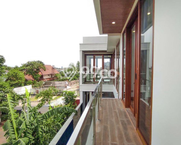 For Sale Rumah Elit Exclusive di Jagakarsa, Jakarta Selatan For Sale Rumah Elit Exclusive di Jagakarsa, Jakarta Selatan