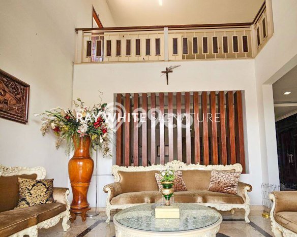 Dijual Rumah Mewah Elegan Dengan View Eksklusif di Bintaro, Jakarta Selatan Dijual Rumah Mewah Elegan Dengan View Eksklusif di Bintaro, Jakarta Selatan