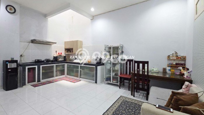 Jual Rumah Mewah Megah Dengan View Eksklusif di Bendungan Hilir, Jakarta Pusat Jual Rumah Mewah Megah Dengan View Eksklusif di Bendungan Hilir, Jakarta Pusat