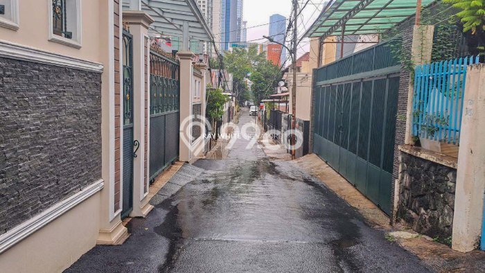 Rumah Elit Modern Siap Huni di Bendungan Hilir Jakarta Pusat Rumah Elit Modern Siap Huni di Bendungan Hilir Jakarta Pusat
