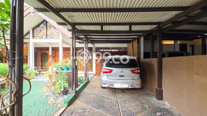 Rumah Luxury Modern Siap Huni di Pejompongan Jakarta Pusat Rumah Luxury Modern Siap Huni di Pejompongan Jakarta Pusat