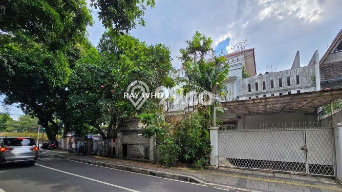 Dijual Rumah Premium dengan Fasilitas Sekitar Komplit di Menteng, Jakarta Pusat Dijual Rumah Premium dengan Fasilitas Sekitar Komplit di Menteng, Jakarta Pusat